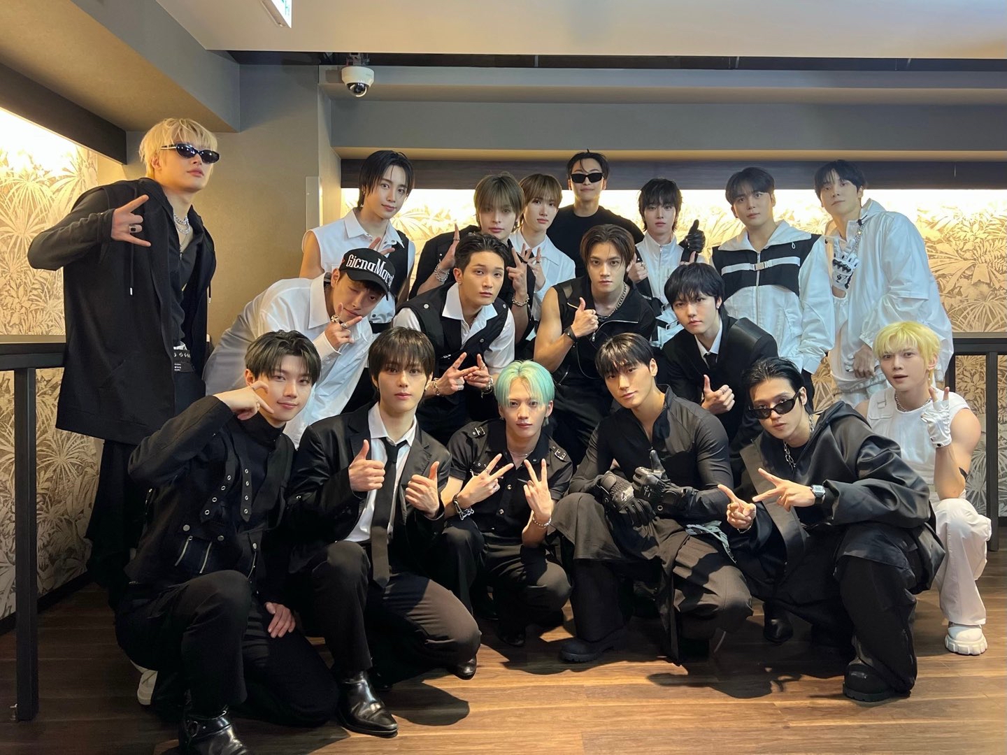 에이티즈 최근 활동샷