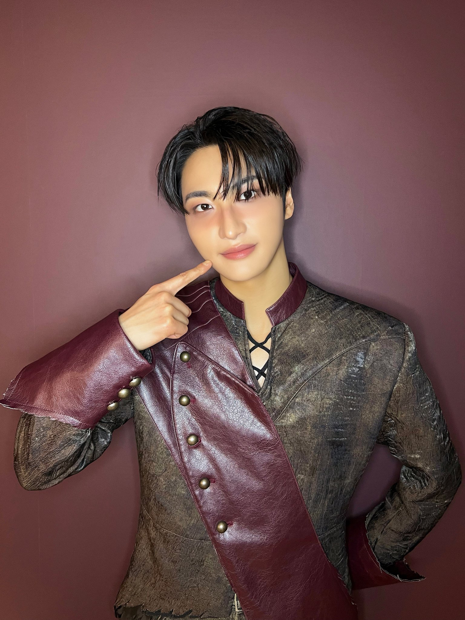 Behind-the-scenes cut of Seonghwa (ATEEZ)