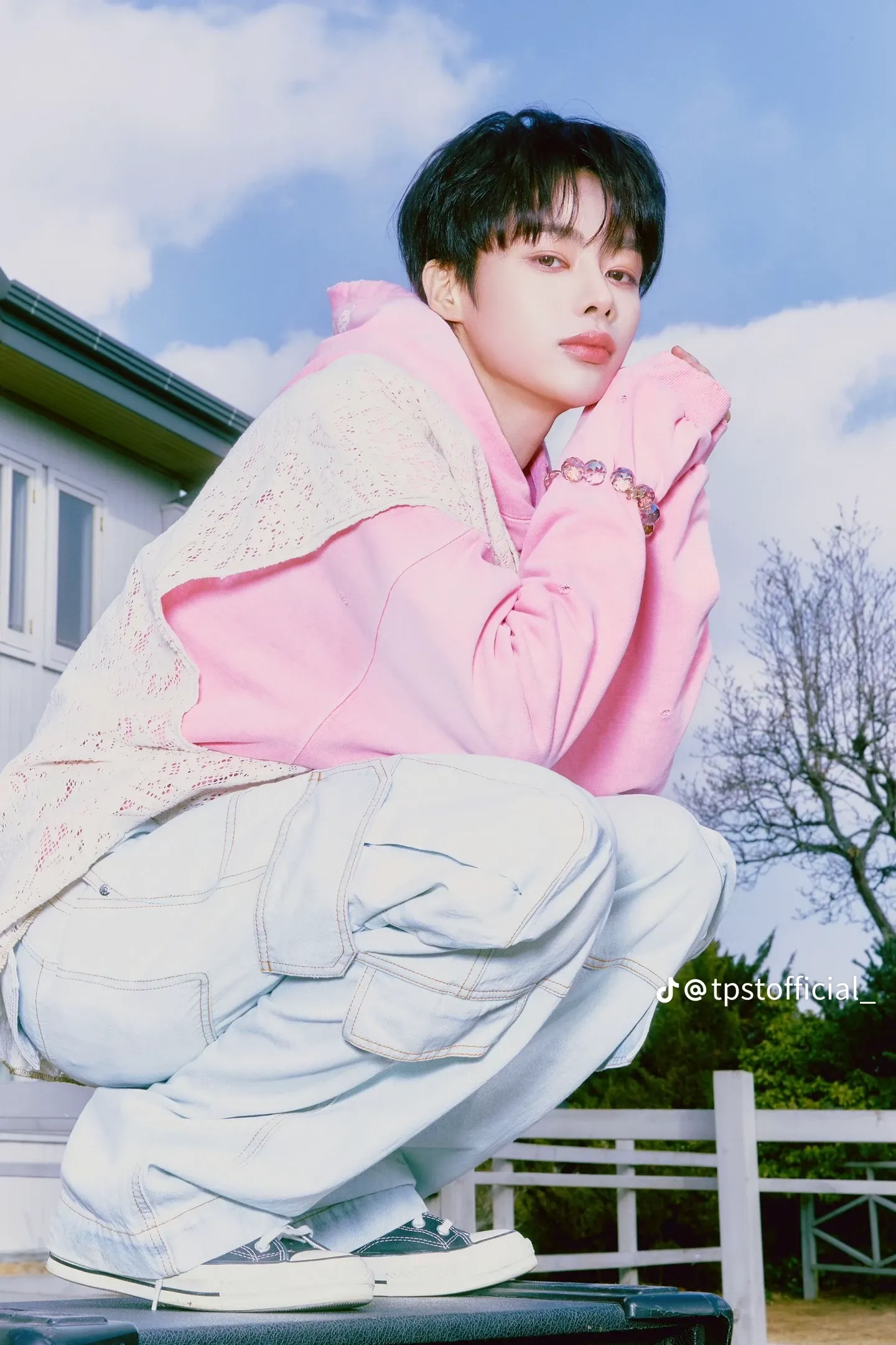 Recent activity shot of Hanbin (TEMPEST)