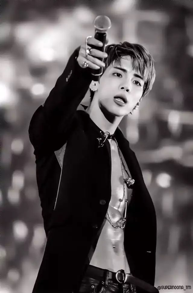 Recent activity shot of Jonghyun (SHINee)