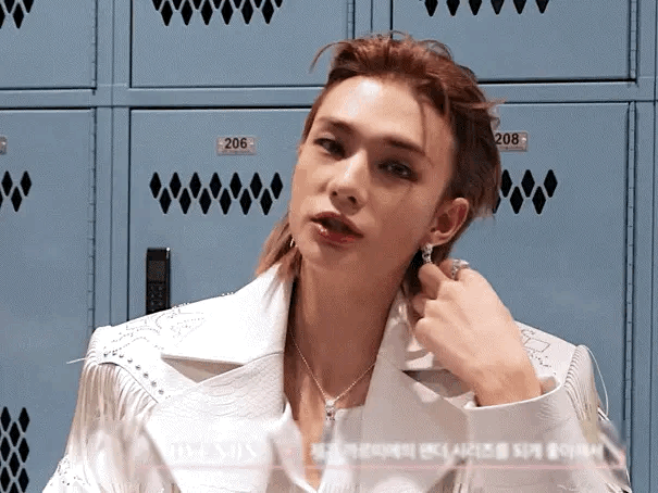 Behind-the-scenes cut of Hyunjin (Stray Kids)