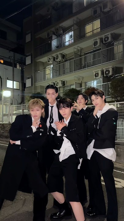 TNXの舞台裏ショット