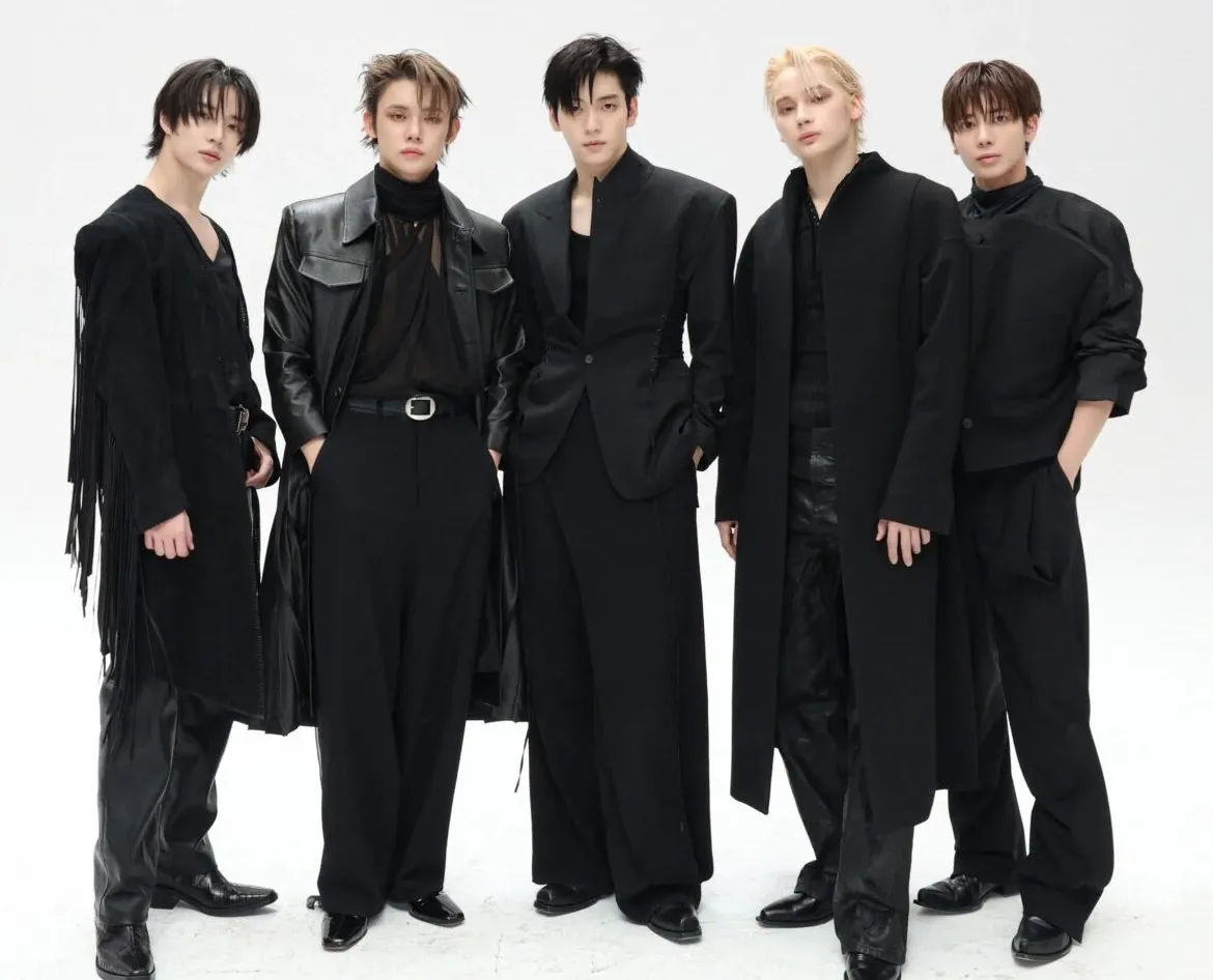 투모로우바이투게더 최근 활동샷