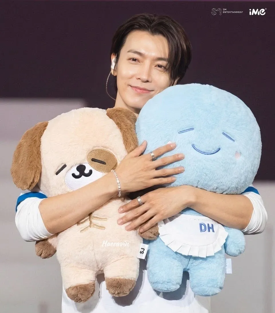 Foto terbaru Donghae (Super Junior)