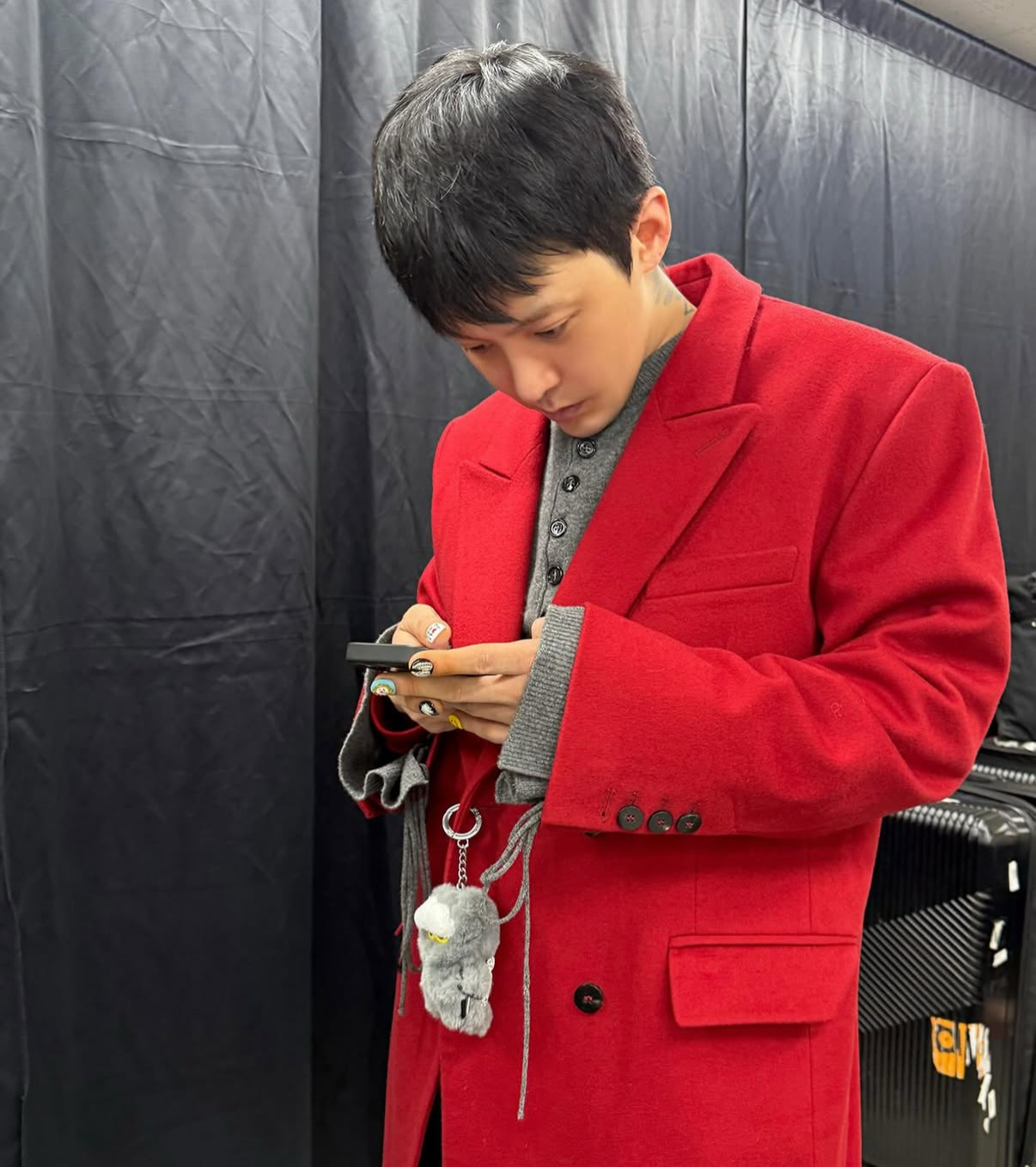 Recent activity shot of G-DRAGON (BIGBANG)