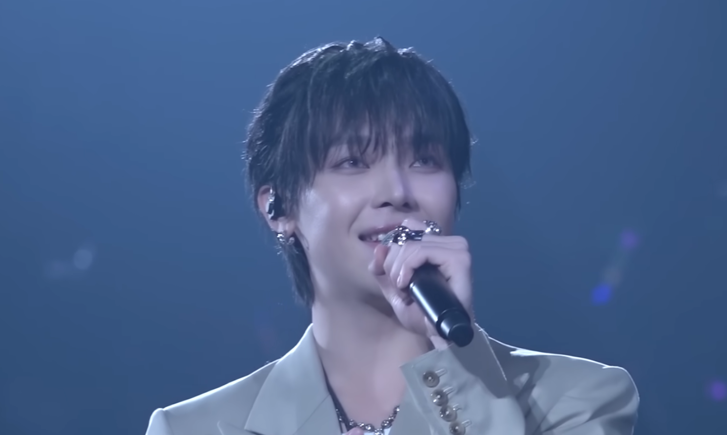 Recent activity shot of Nicholas (&TEAM)