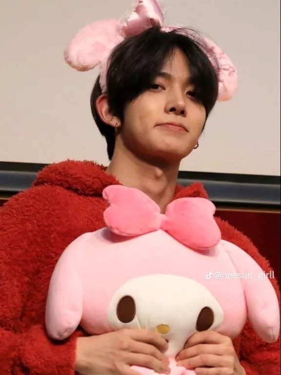 희승 최근 활동샷