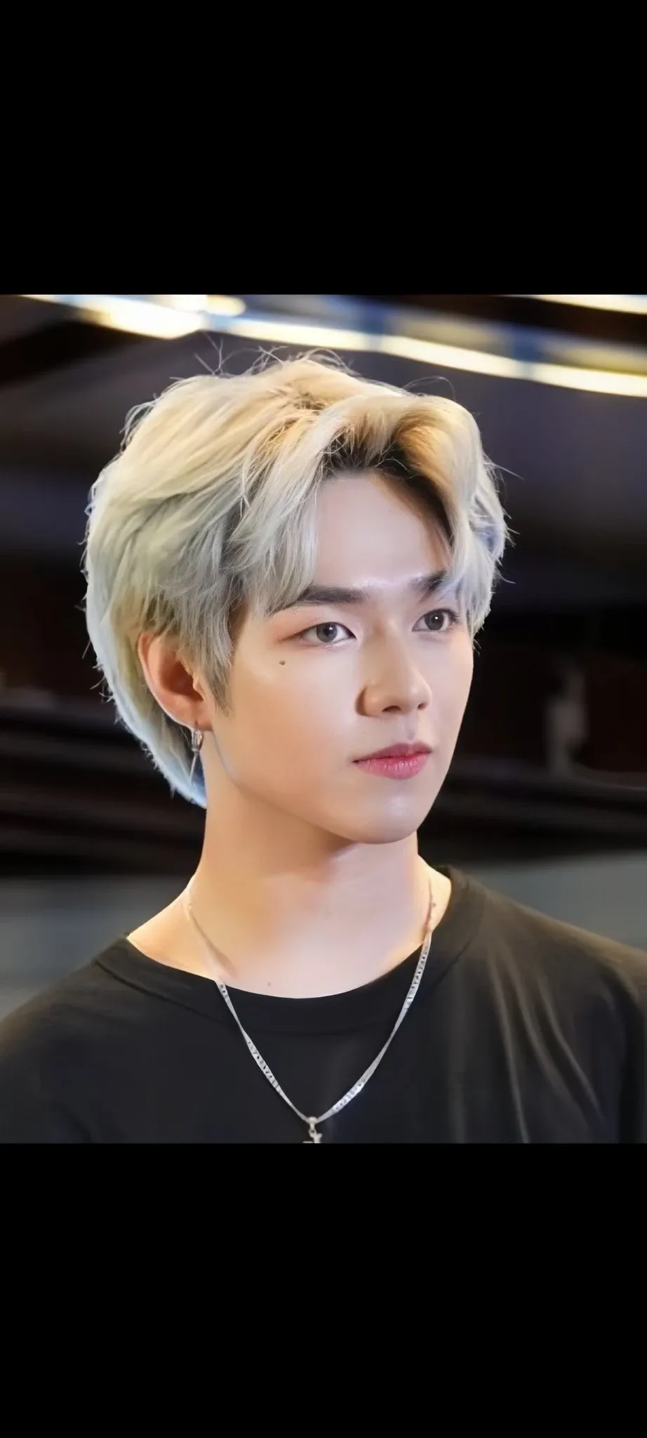 Fandom-recommended wallpaper image of JL (AHOF)