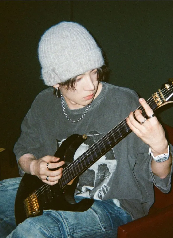 Foto aktivitas terbaru Heeseung