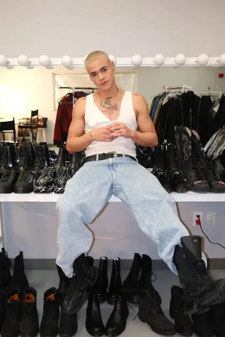 A moment captured by Drew (SANTOS BRAVOS)'s fan