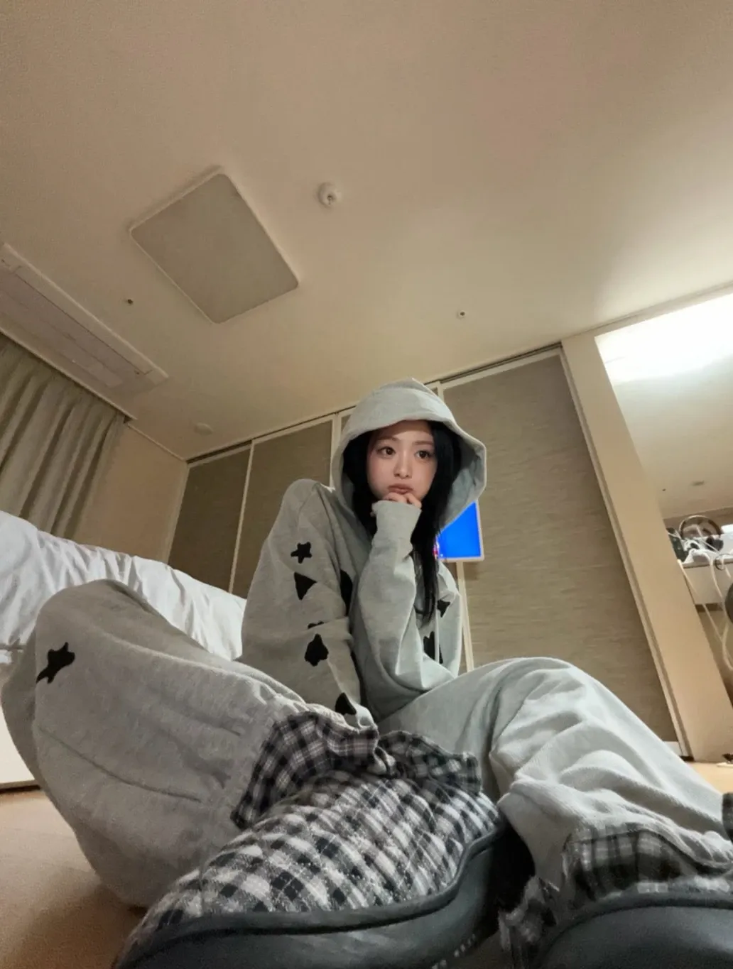 Behind-the-scenes cut of Ahyeon (BABYMONSTER)