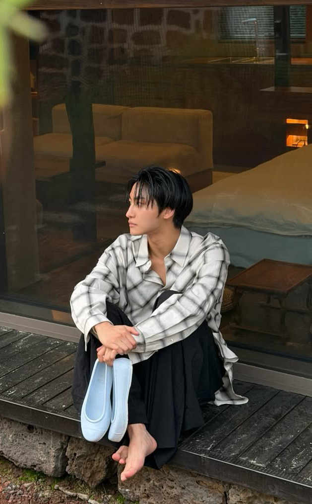 Behind-the-scenes cut of Seonghwa (ATEEZ)