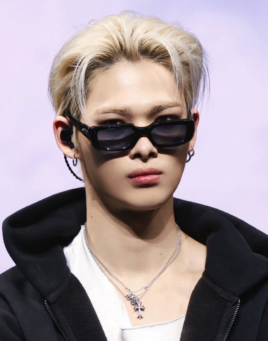 Foto aktivitas terbaru NI-KI (ENHYPEN)