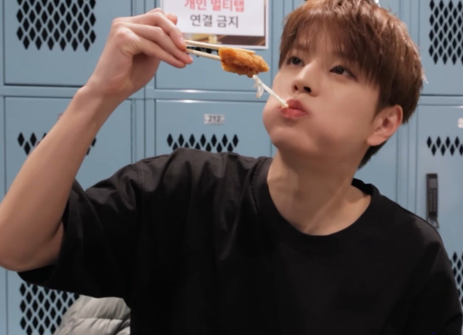 A moment captured by Seungmin (Stray Kids)'s fan