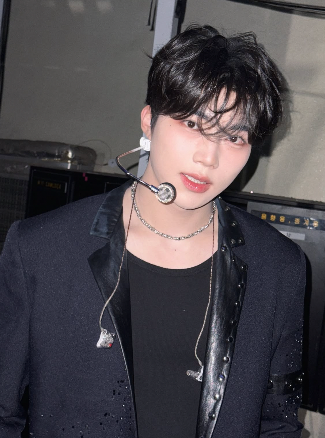 Behind-the-scenes cut of Park Gunwook (ZEROBASEONE)