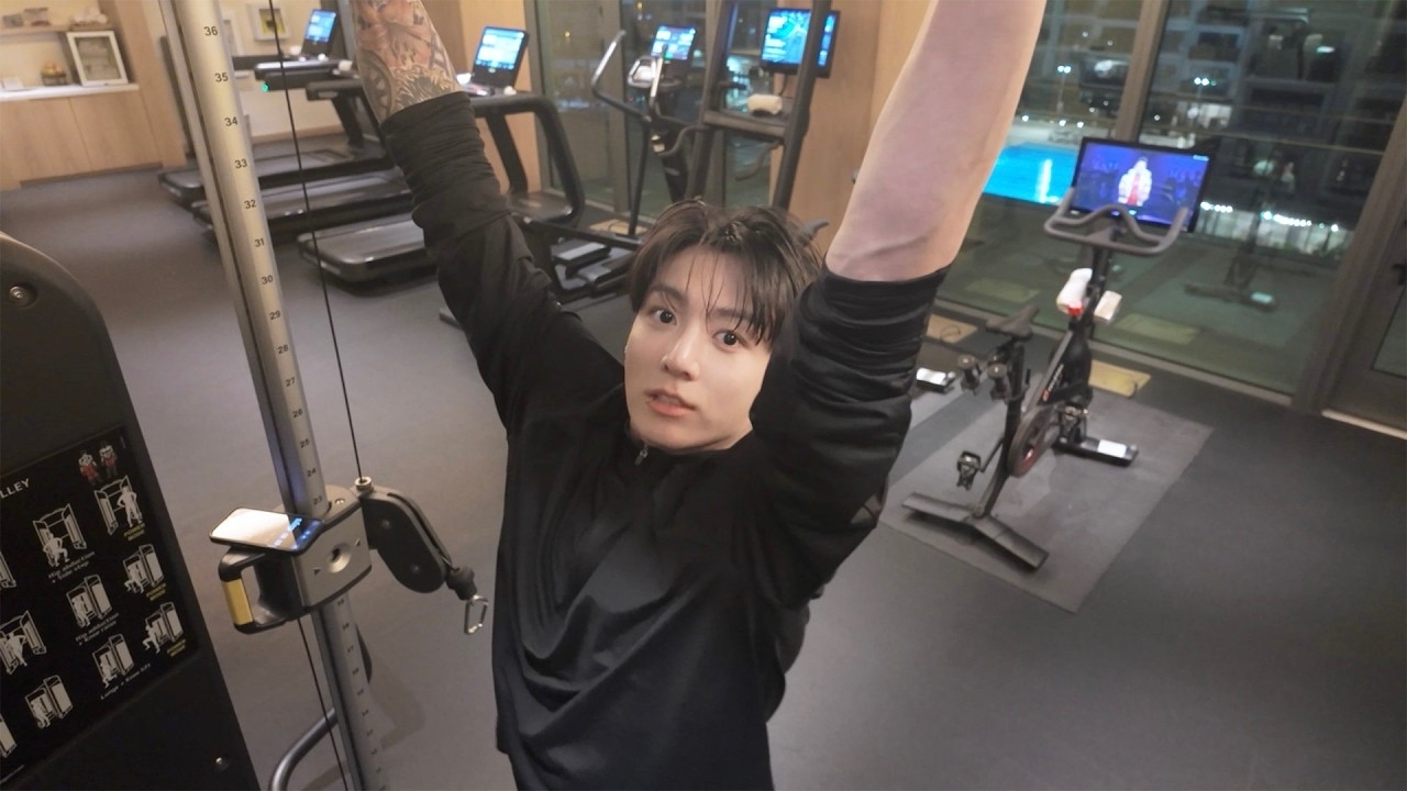 Foto aktivitas terbaru Jungkook (BTS)