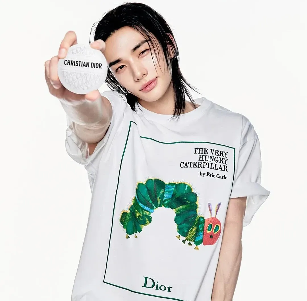 Foto terbaru Hyunjin (Stray Kids)