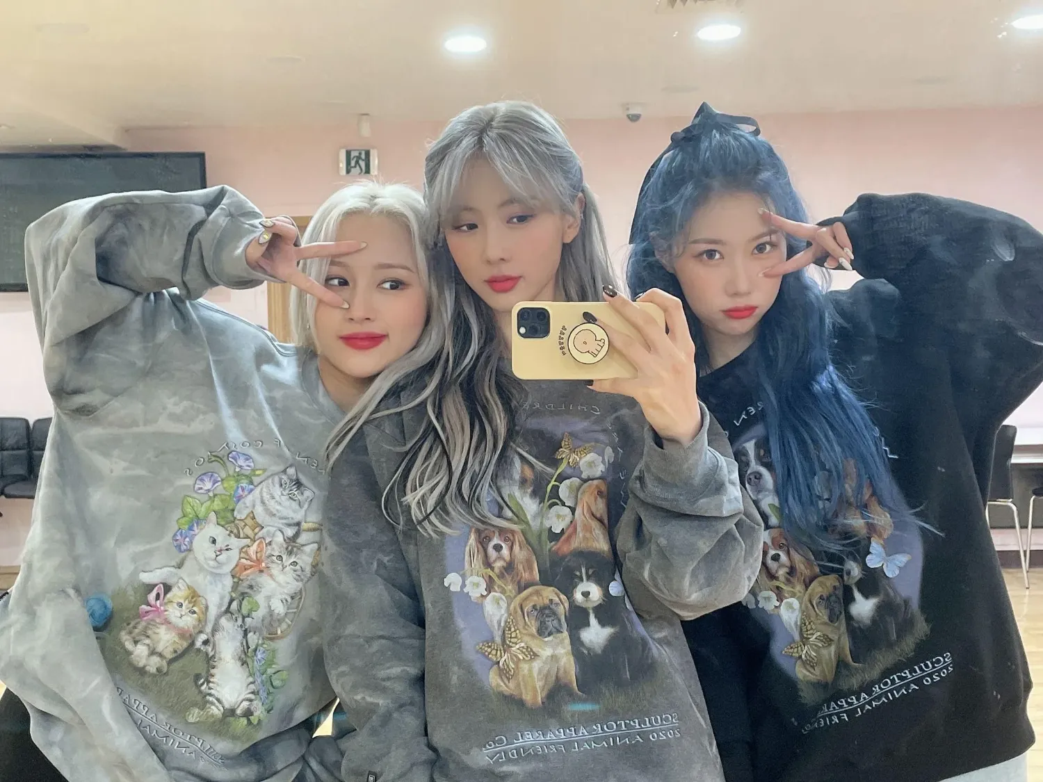 Momen yang diabadikan oleh penggemar DREAMCATCHER