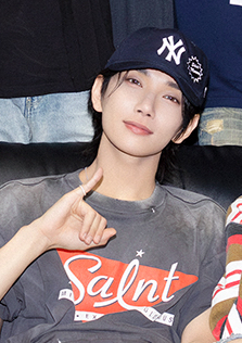 Latest photo of Joshua (SEVENTEEN)