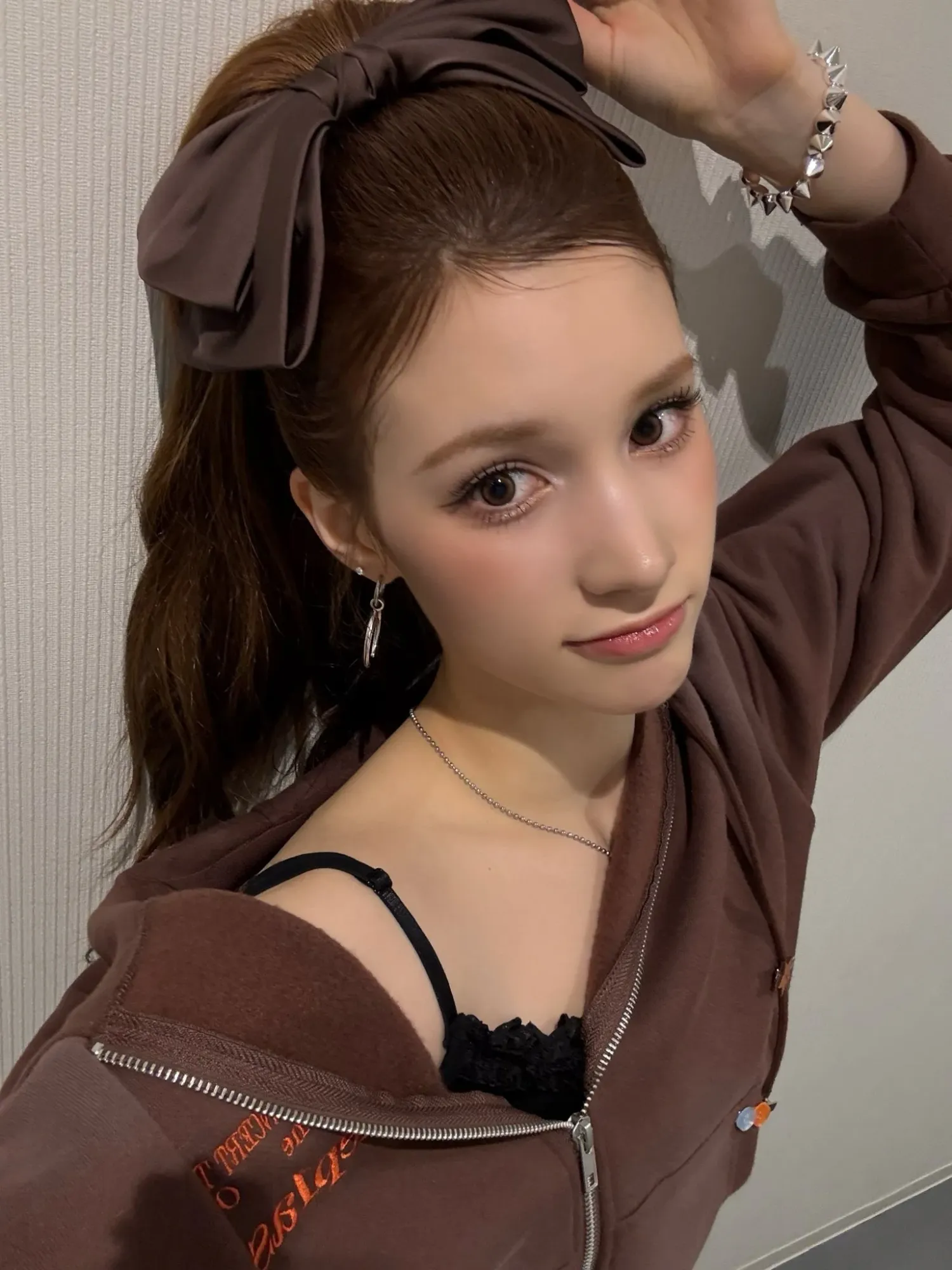 Behind-the-scenes cut of Huening Bahiyyih (Kep1er)