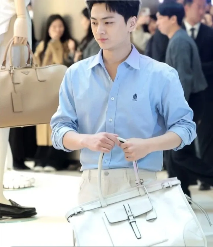 제이 (ENHYPEN)의 최신 사진