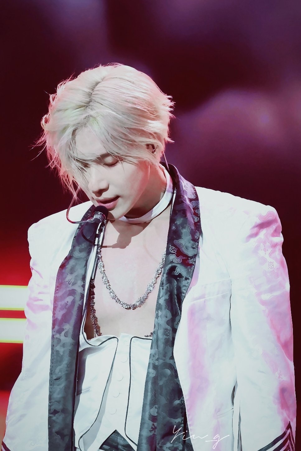 Behind-the-scenes cut of Taemin (SHINee)