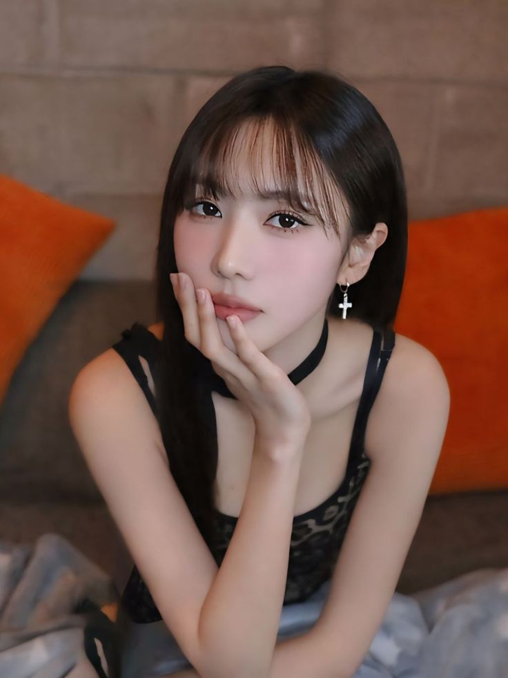 Latest photo of Yoohyeon (DREAMCATCHER)