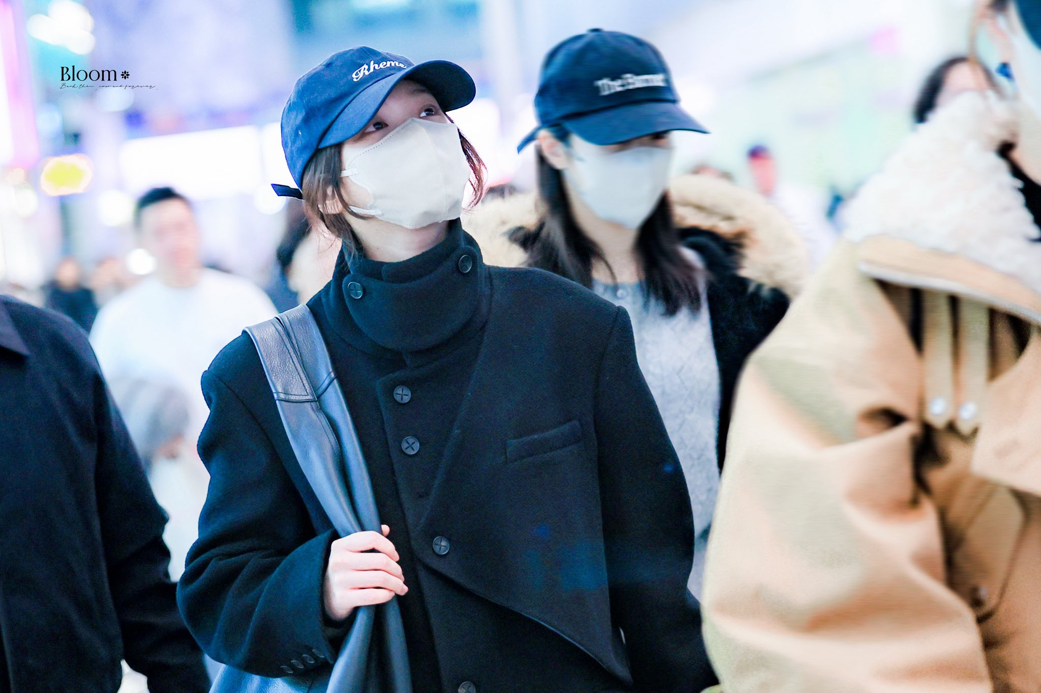 Latest photo of Kim Chaewon (LE SSERAFIM)