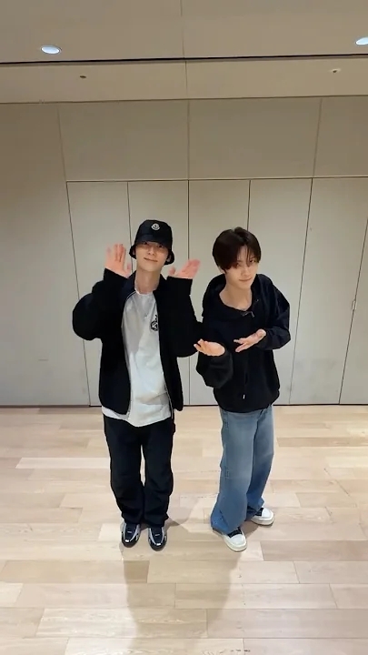 Recent activity shot of Hwang Minhyun