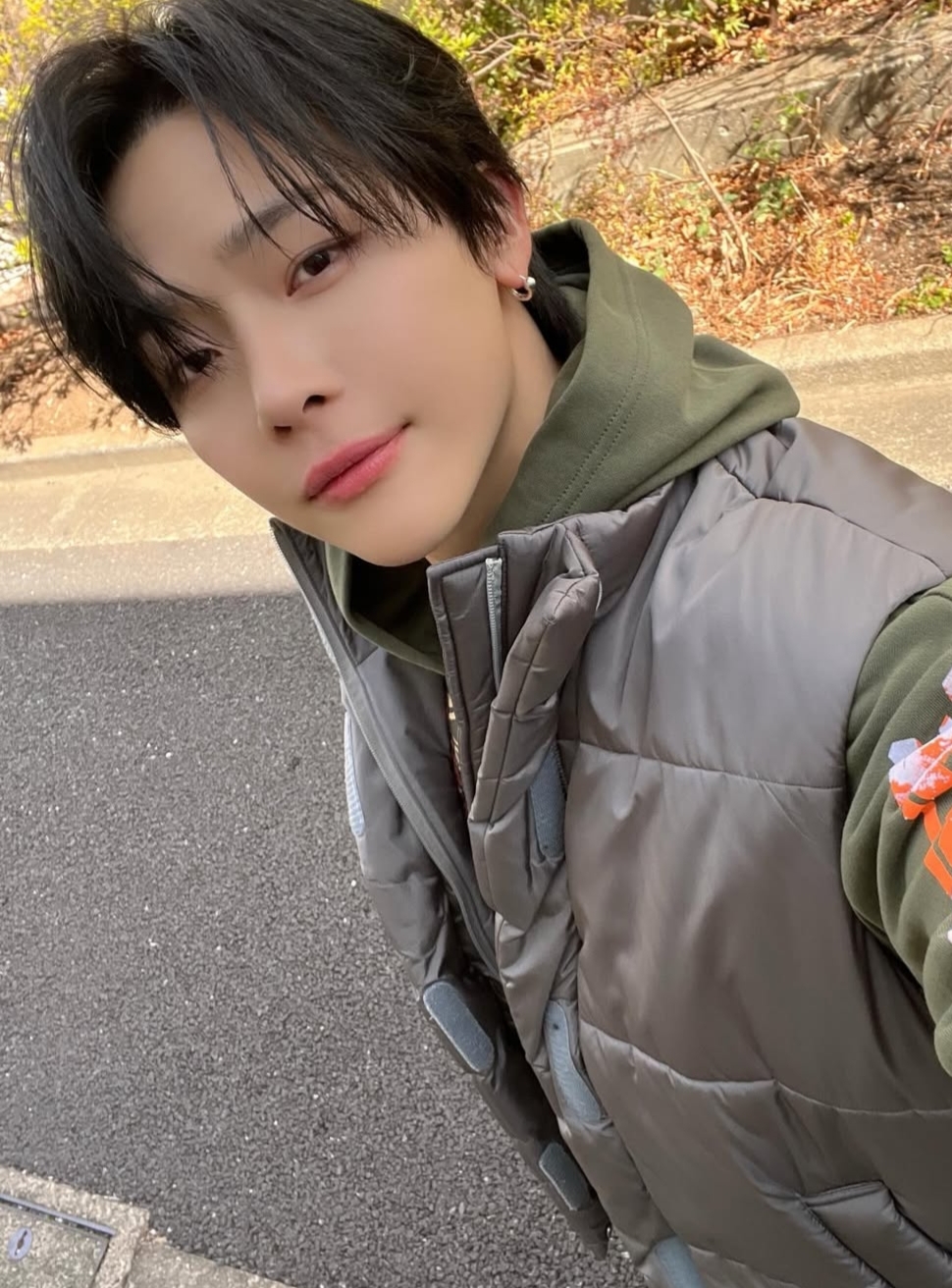 Behind-the-scenes cut of Nicholas (&TEAM)