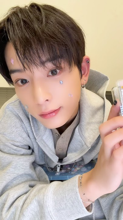 A moment captured by Harua (&TEAM)'s fan