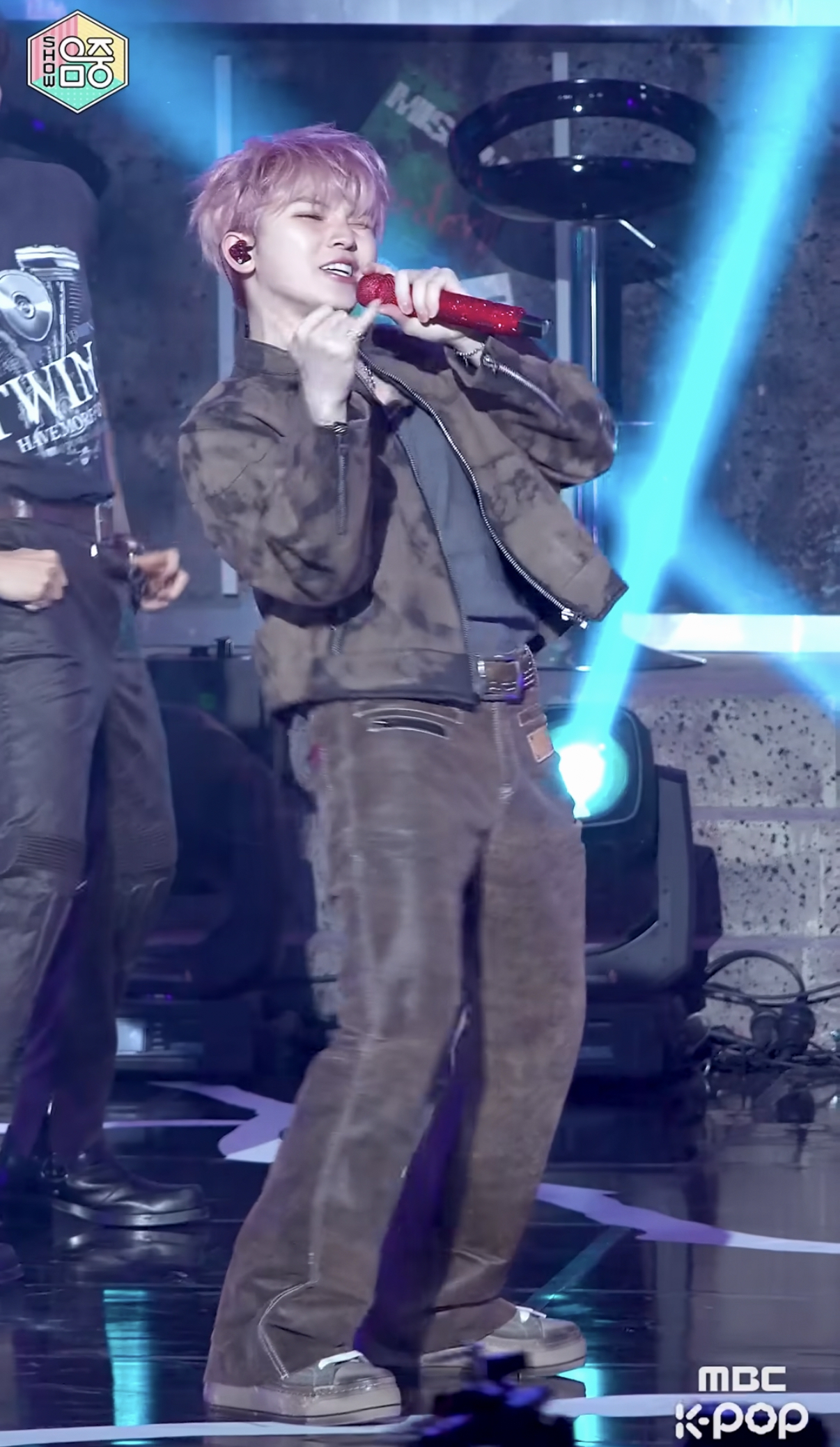 Latest photo of Woozi (SEVENTEEN)