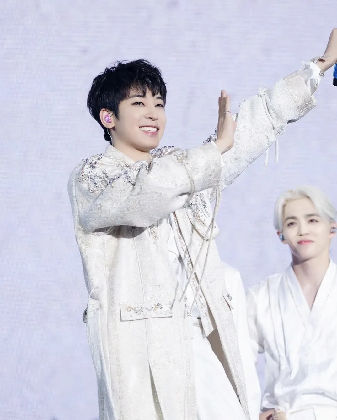 Latest photo of Wonwoo (SEVENTEEN)