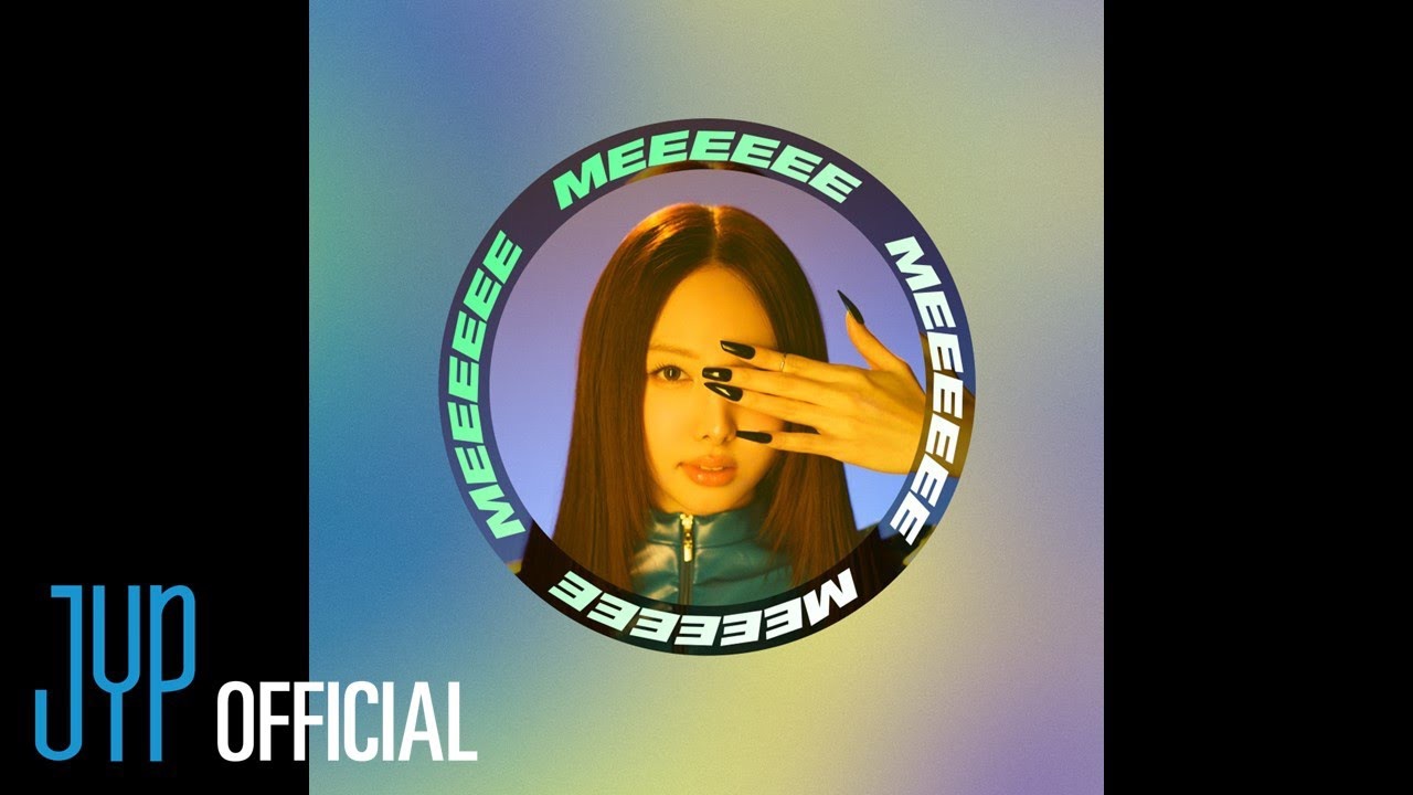 A moment captured by Nayeon (TWICE)'s fan