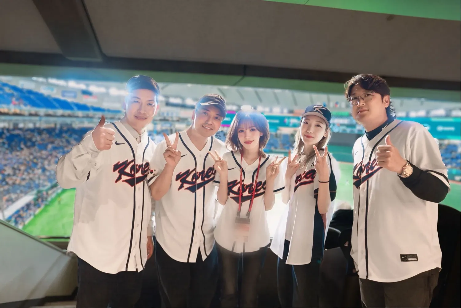 Behind-the-scenes cut of Wendy (Red Velvet)