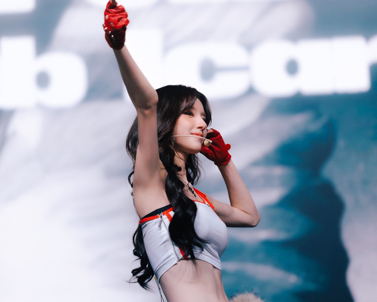 A moment captured by ARTMS's fan