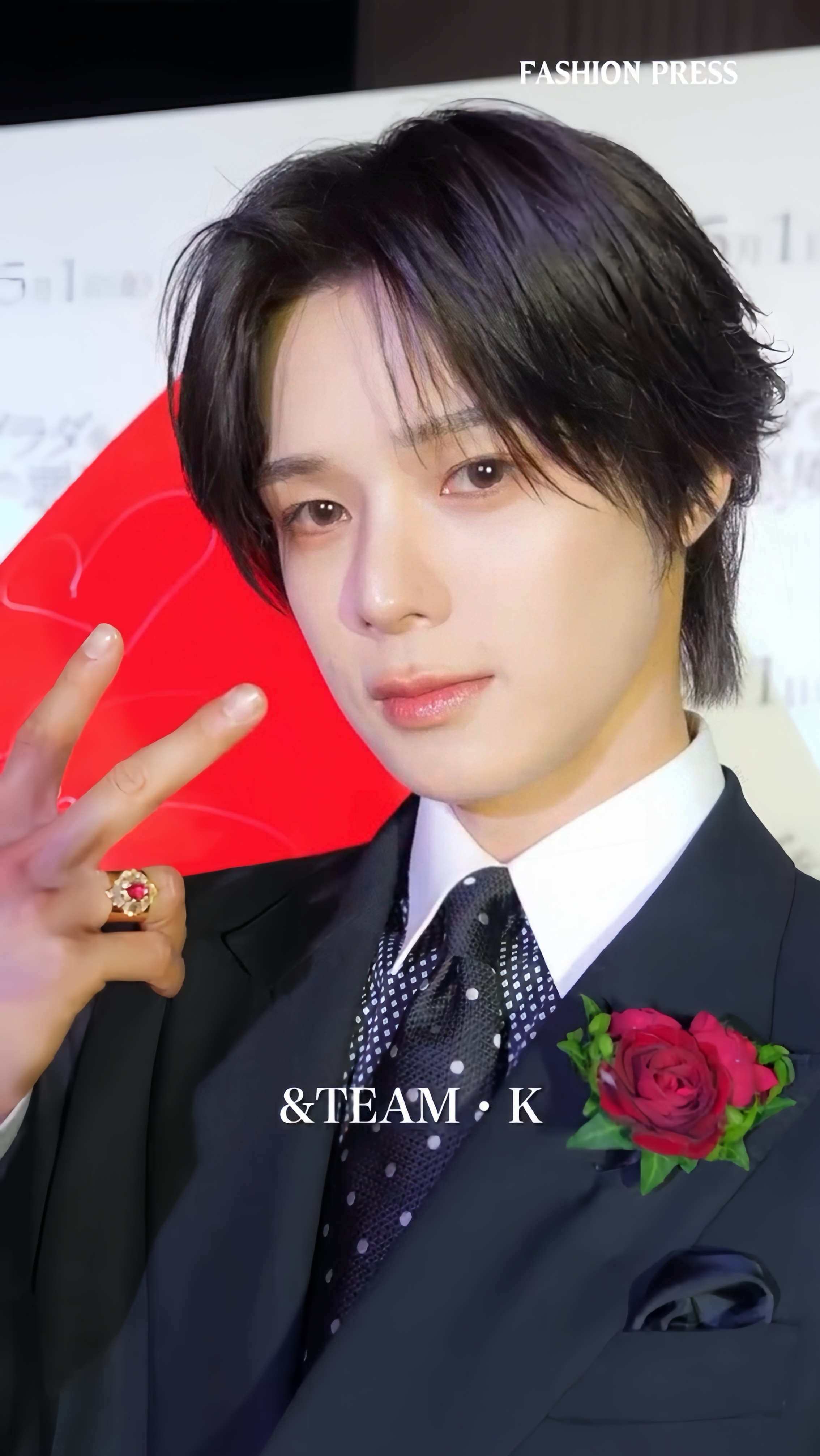 A moment captured by K (&TEAM)'s fan