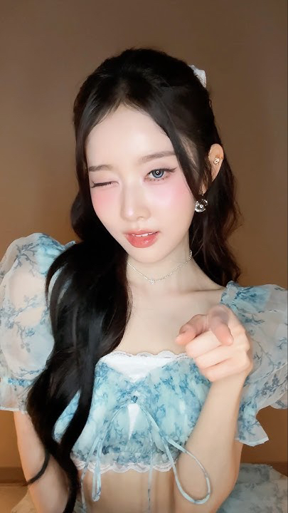 Latest photo of STAYC