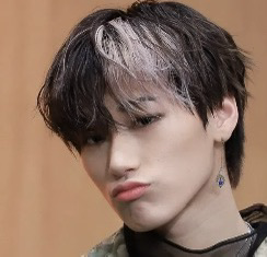 崔傘 (ATEEZ)粉絲拍下的瞬間