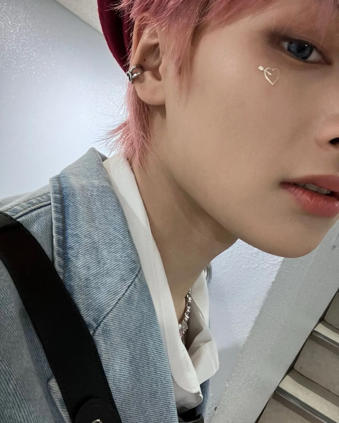 Behind-the-scenes cut of I.N (Stray Kids)