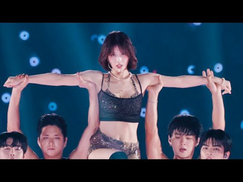 모모 (TWICE)의 최신 사진