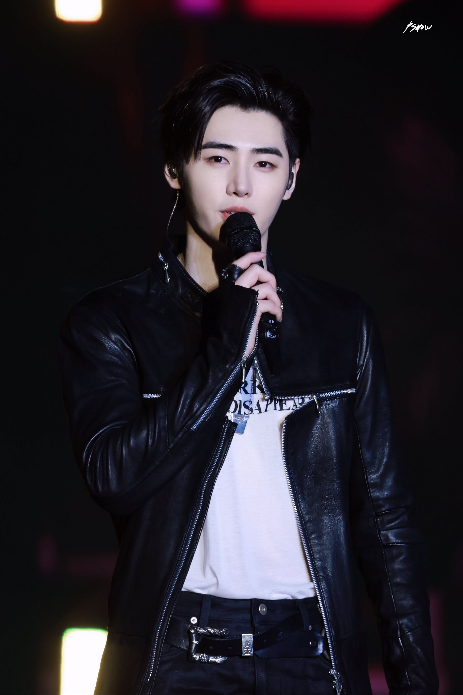 成訓 (ENHYPEN)的最新活動照片