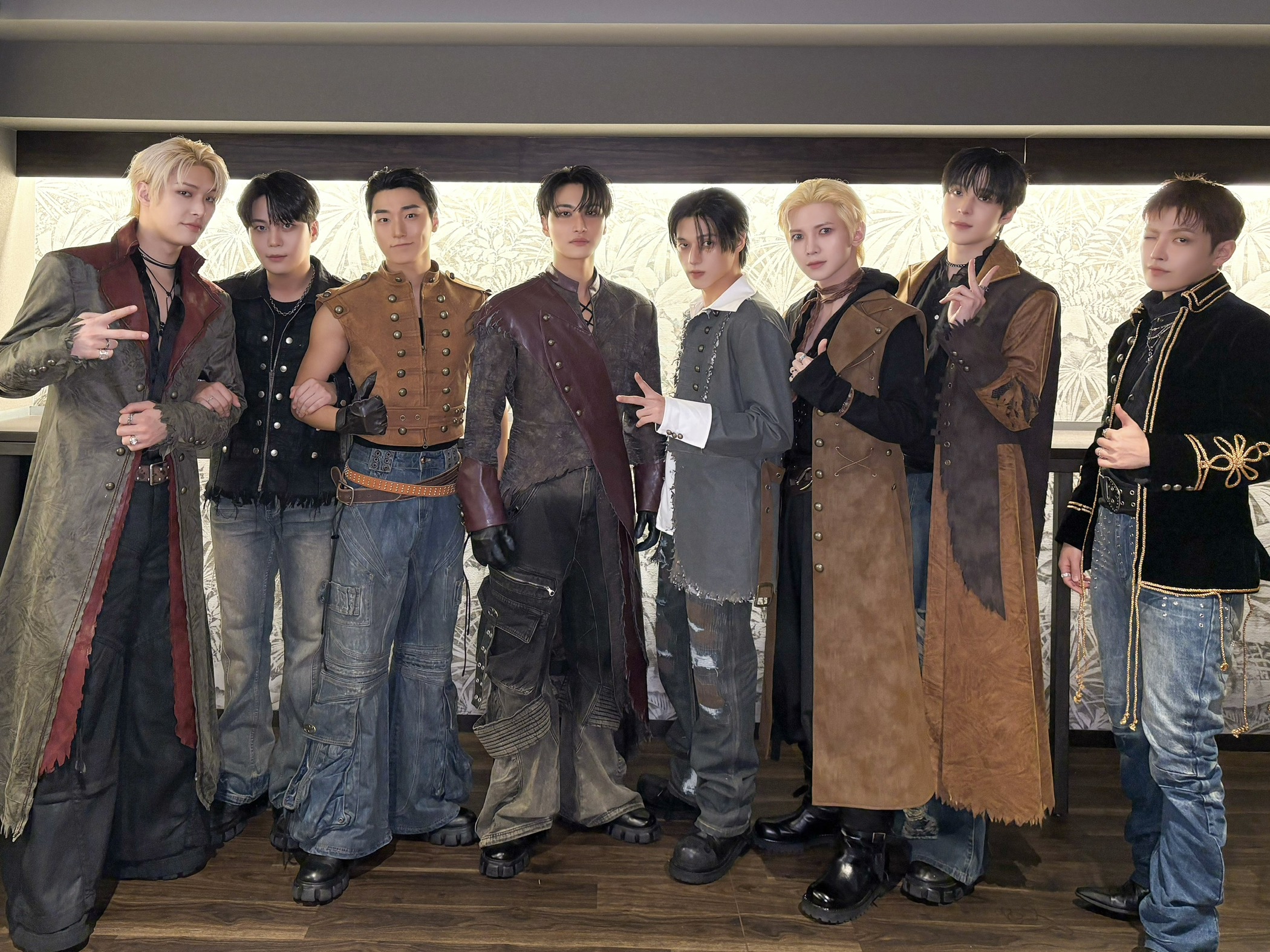 에이티즈 최근 활동샷