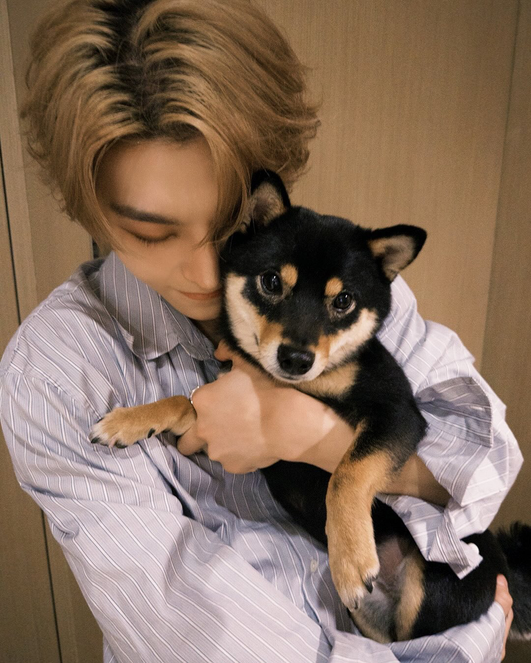 A moment captured by He Xinlong (ALPHA DRIVE ONE)'s fan