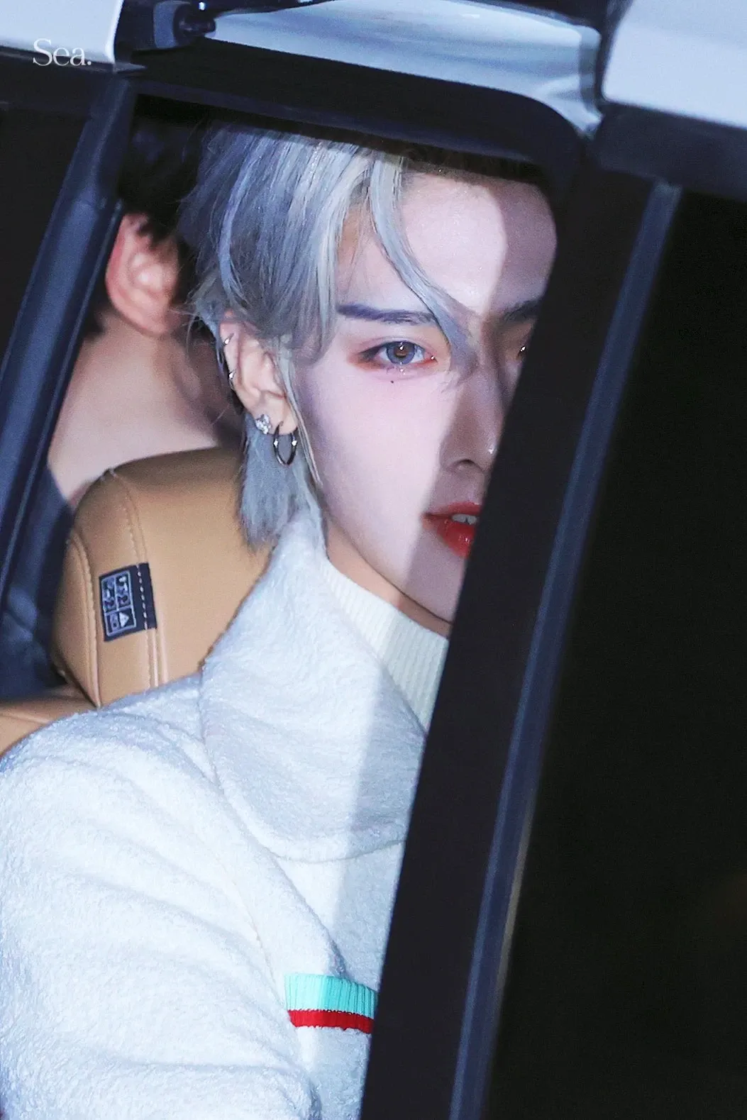 A moment captured by Ricky's fan