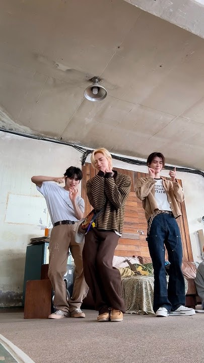 Behind-the-scenes cut of Leehan (BOYNEXTDOOR)