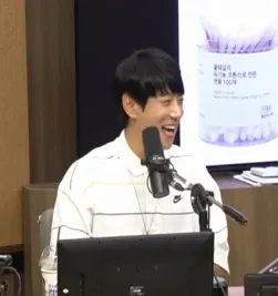 Recent activity shot of Hwang Chiyeol