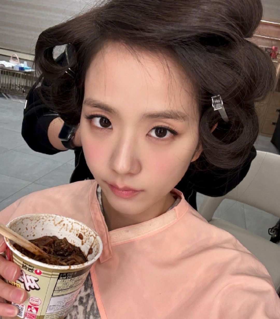 A moment captured by Jisoo (BLACKPINK)'s fan