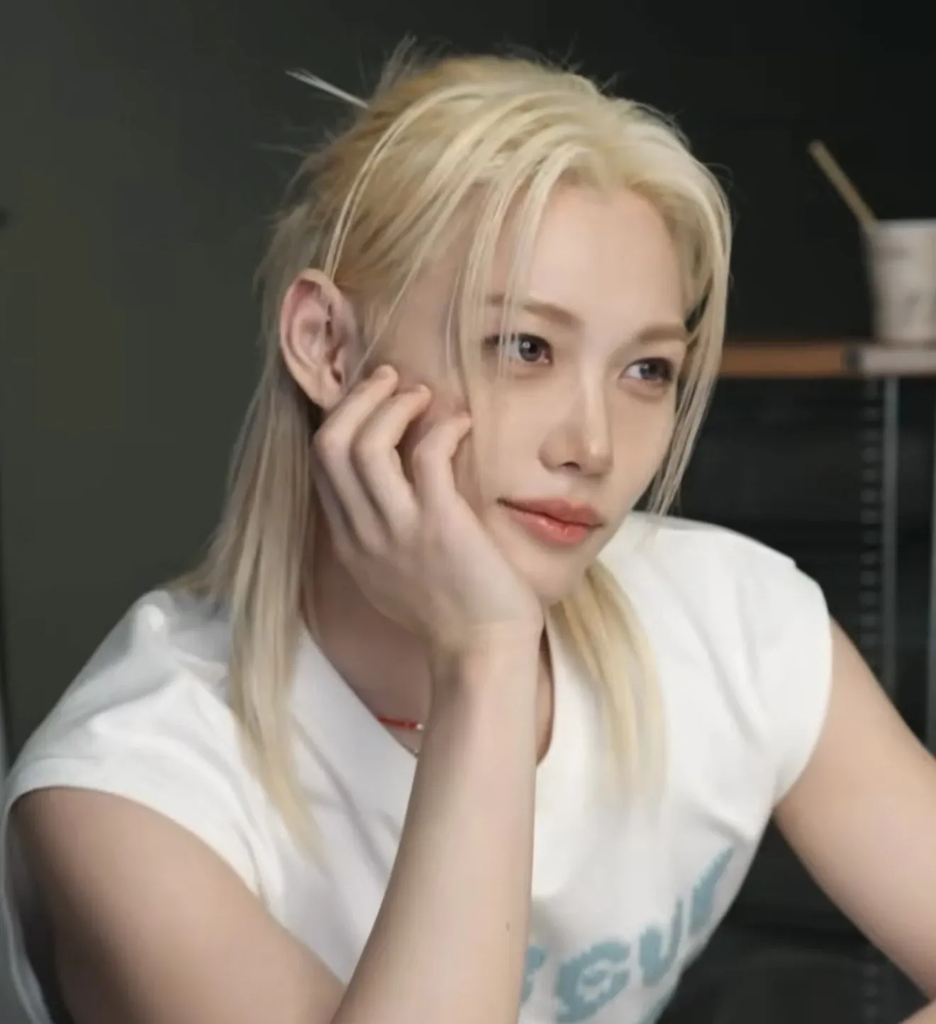 Latest photo of Felix (Stray Kids)
