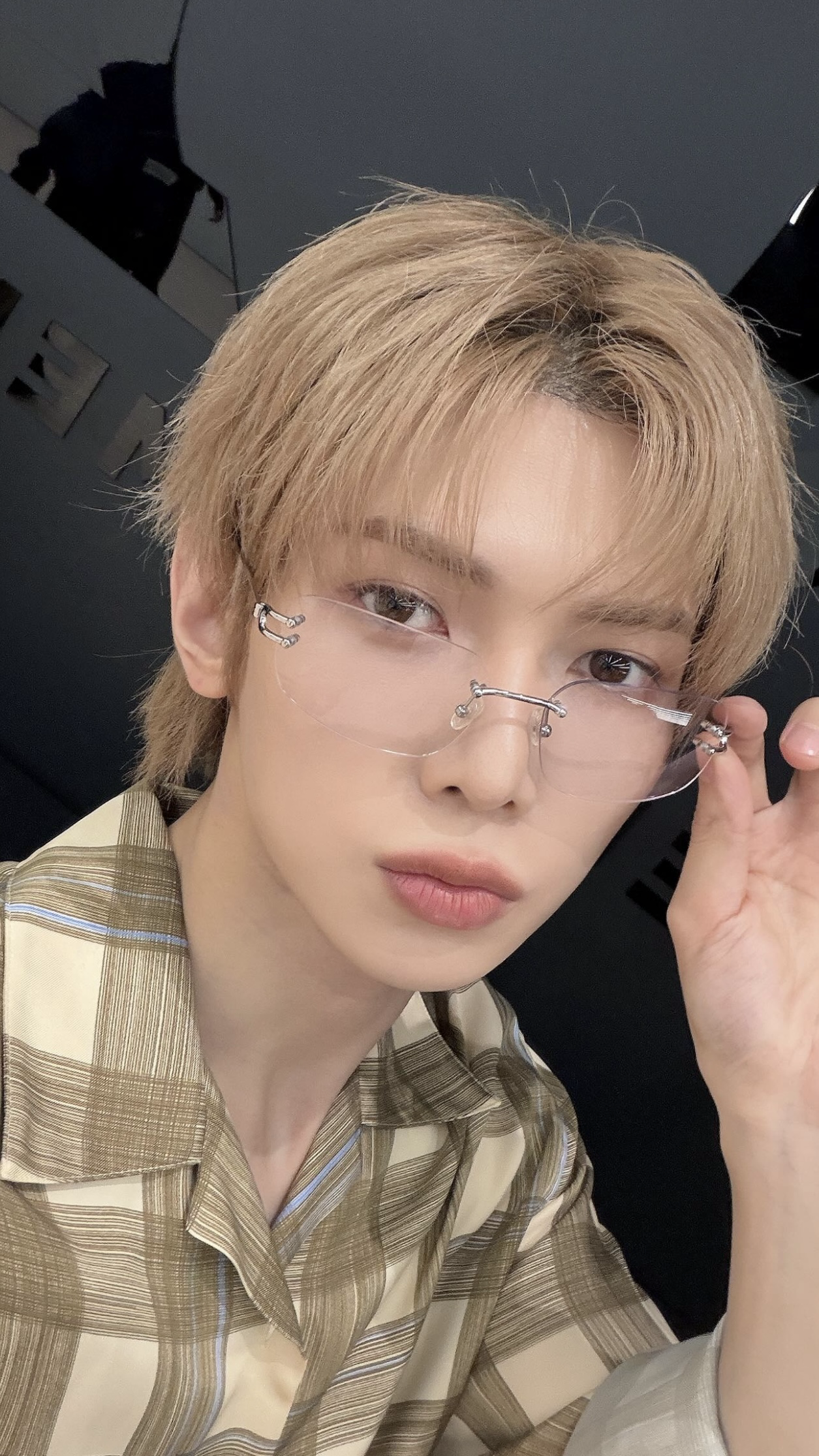 Behind-the-scenes cut of Yeosang (ATEEZ)